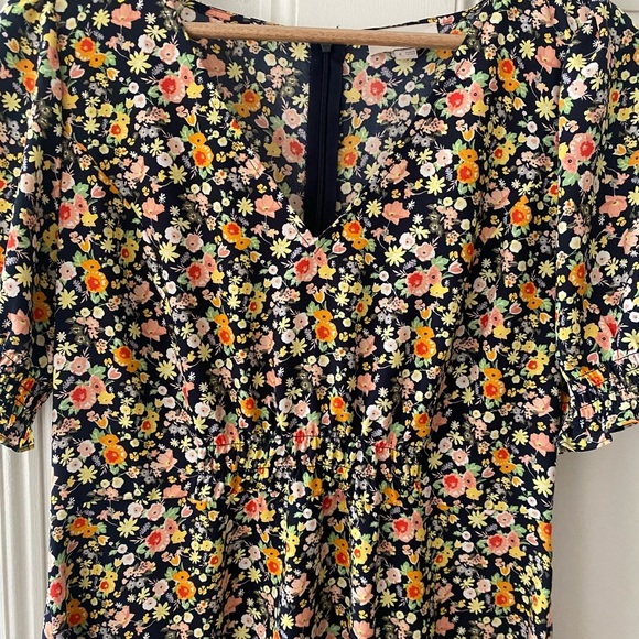 LOFT Black and Orange Puff Sleeve V-Neck Sundress - Picture 2 of 3